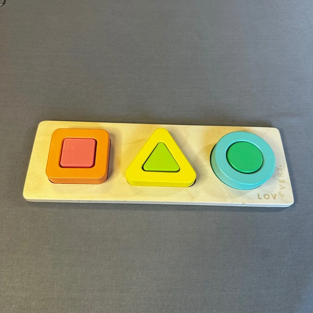 Lovevery Wooden Friends Hatch It Puzzle Montessori Toddler Shape Sorter Toy